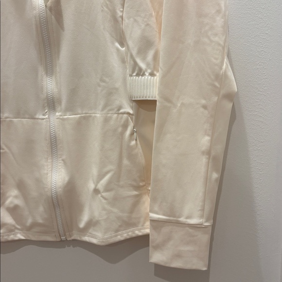 Fabletics Trinity Performance Jacket - Picture 7 of 9